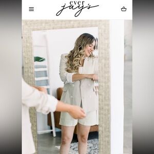 NWT Boutique Brooke Blazer in Taupe